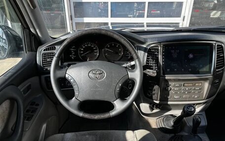 Toyota Land Cruiser 200, 2009 год, 2 780 000 рублей, 14 фотография