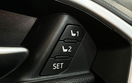 Toyota RAV4, 2019 год, 3 199 000 рублей, 22 фотография