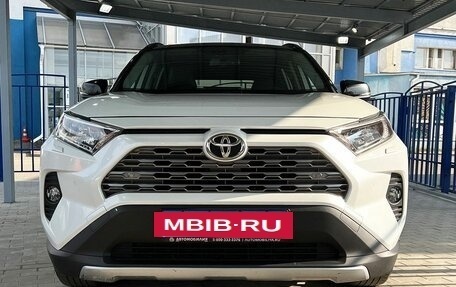 Toyota RAV4, 2019 год, 3 199 000 рублей, 8 фотография