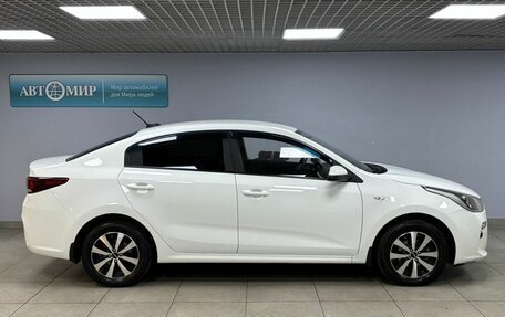 KIA Rio IV, 2018 год, 1 329 000 рублей, 4 фотография