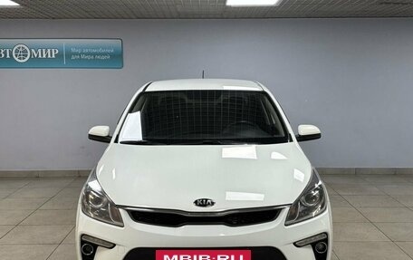 KIA Rio IV, 2018 год, 1 329 000 рублей, 2 фотография