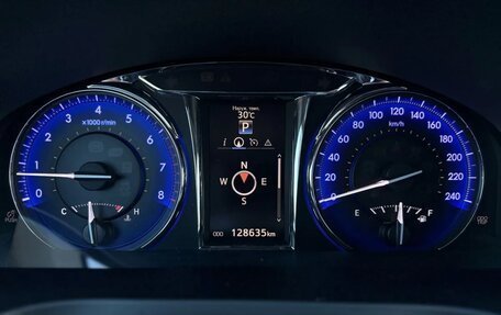 Toyota Camry, 2018 год, 2 540 000 рублей, 13 фотография