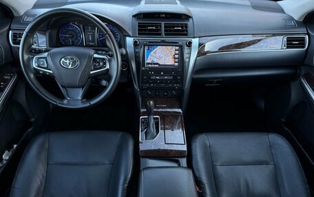 Toyota Camry, 2018 год, 2 540 000 рублей, 11 фотография