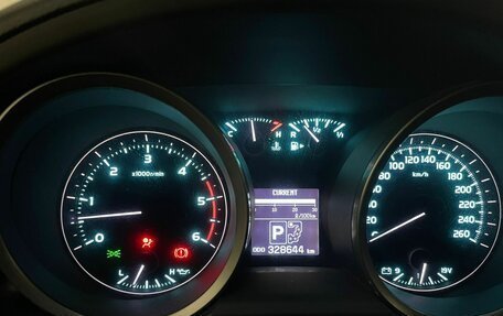 Toyota Land Cruiser 200, 2010 год, 4 500 000 рублей, 6 фотография