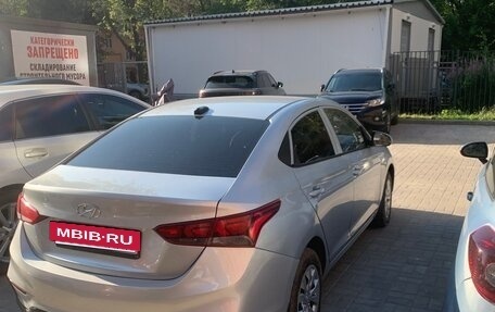 Hyundai Solaris II рестайлинг, 2018 год, 1 060 000 рублей, 4 фотография