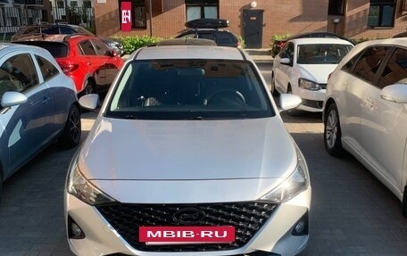 Hyundai Solaris II рестайлинг, 2018 год, 1 060 000 рублей, 2 фотография