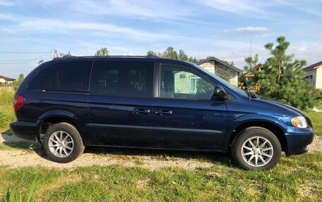 Dodge Caravan IV, 2002 год, 695 000 рублей, 1 фотография