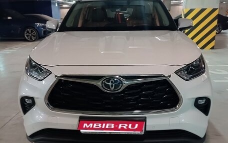 Toyota Highlander, 2020 год, 5 400 000 рублей, 1 фотография