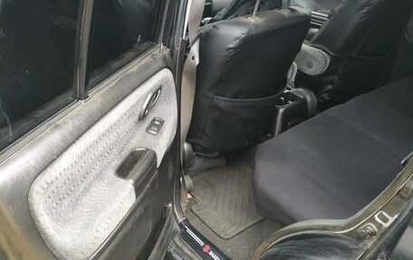 Suzuki Grand Vitara, 2001 год, 650 000 рублей, 17 фотография