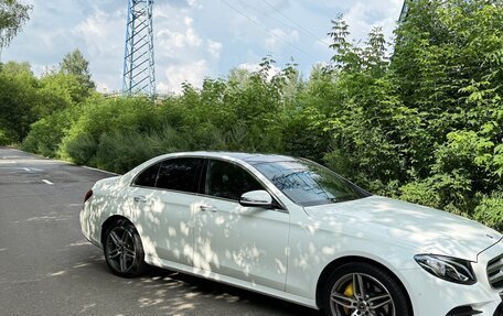 Mercedes-Benz E-Класс, 2017 год, 3 700 000 рублей, 2 фотография