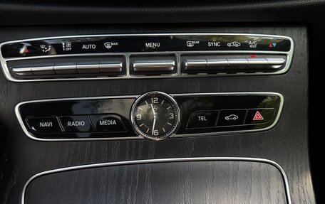 Mercedes-Benz E-Класс, 2017 год, 3 700 000 рублей, 16 фотография