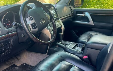 Toyota Land Cruiser 200, 2012 год, 4 500 000 рублей, 2 фотография