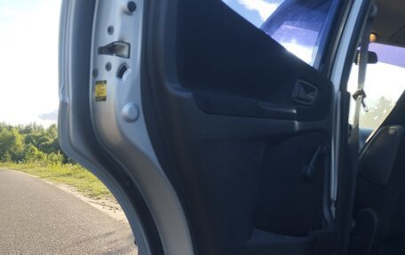 Suzuki Ignis II (HR), 2005 год, 590 000 рублей, 10 фотография