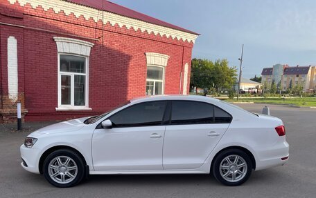Volkswagen Jetta VI, 2013 год, 869 000 рублей, 4 фотография