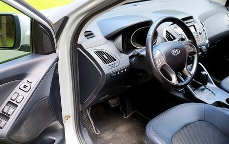 Hyundai ix35 I рестайлинг, 2011 год, 1 200 000 рублей, 8 фотография