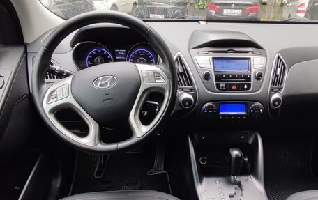 Hyundai ix35 I рестайлинг, 2011 год, 1 200 000 рублей, 12 фотография