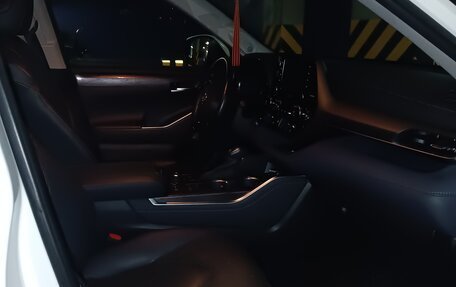 Toyota Highlander, 2020 год, 5 400 000 рублей, 11 фотография