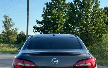 Opel Astra J, 2013 год, 870 000 рублей, 10 фотография
