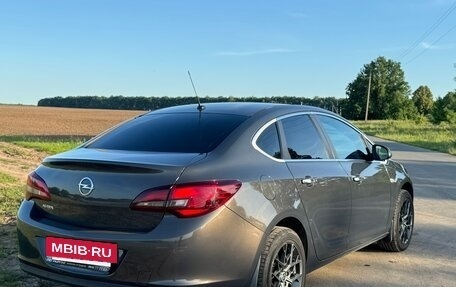 Opel Astra J, 2013 год, 870 000 рублей, 6 фотография