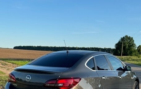 Opel Astra J, 2013 год, 870 000 рублей, 5 фотография