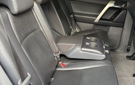 Toyota Land Cruiser Prado 150 рестайлинг 2, 2011 год, 3 550 000 рублей, 17 фотография
