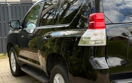 Toyota Land Cruiser Prado 150 рестайлинг 2, 2011 год, 3 550 000 рублей, 6 фотография