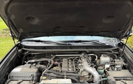 Toyota Land Cruiser Prado 150 рестайлинг 2, 2011 год, 3 550 000 рублей, 31 фотография