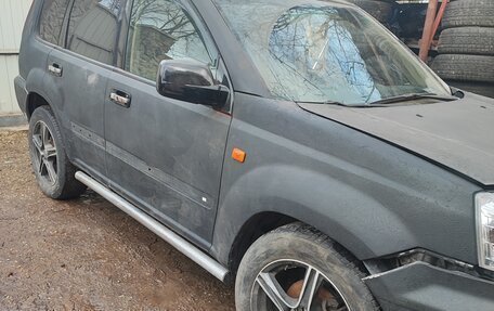 Nissan X-Trail, 2002 год, 375 000 рублей, 2 фотография