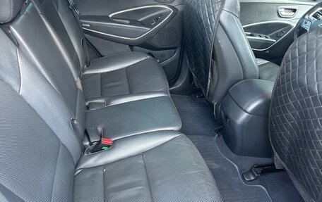 Hyundai Santa Fe III рестайлинг, 2015 год, 2 350 000 рублей, 13 фотография