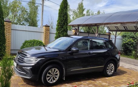 Volkswagen Tiguan II, 2021 год, 3 300 000 рублей, 1 фотография