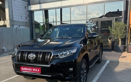 Toyota Land Cruiser Prado 150 рестайлинг 2, 2021 год, 7 750 000 рублей, 1 фотография