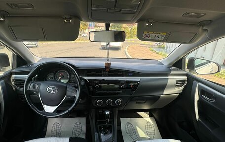 Toyota Corolla, 2015 год, 1 650 000 рублей, 3 фотография