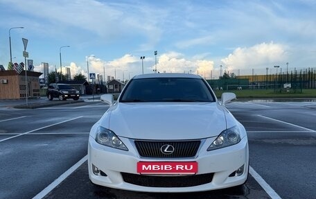 Lexus IS II рестайлинг 2, 2009 год, 1 650 000 рублей, 2 фотография