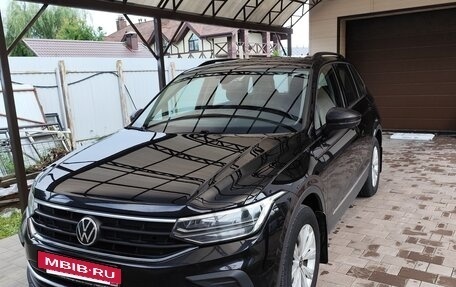 Volkswagen Tiguan II, 2021 год, 3 300 000 рублей, 14 фотография