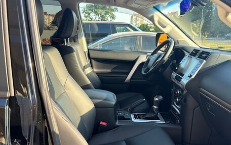 Toyota Land Cruiser Prado 150 рестайлинг 2, 2021 год, 7 750 000 рублей, 15 фотография