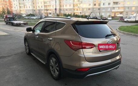 Hyundai Santa Fe III рестайлинг, 2013 год, 1 900 000 рублей, 2 фотография