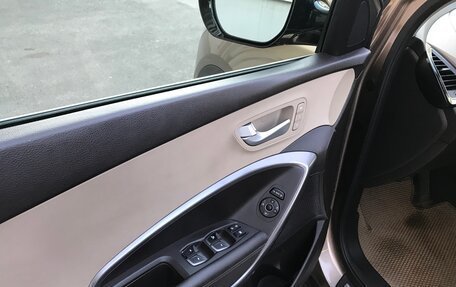 Hyundai Santa Fe III рестайлинг, 2013 год, 1 900 000 рублей, 15 фотография
