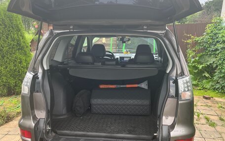 Mitsubishi Outlander III рестайлинг 3, 2010 год, 1 550 000 рублей, 12 фотография