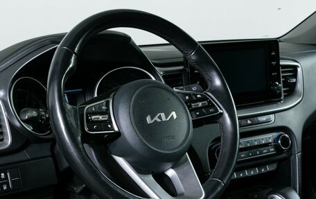 KIA cee'd III, 2022 год, 2 090 000 рублей, 14 фотография