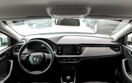Skoda Rapid II, 2020 год, 1 299 000 рублей, 17 фотография