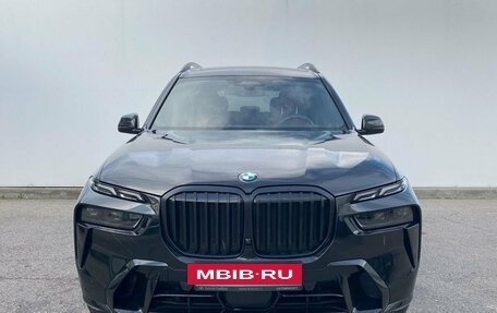BMW X7, 2023 год, 13 600 000 рублей, 2 фотография