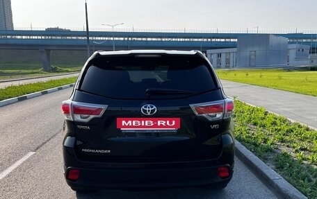 Toyota Highlander III, 2015 год, 3 390 000 рублей, 5 фотография