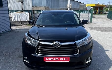 Toyota Highlander III, 2015 год, 3 390 000 рублей, 13 фотография