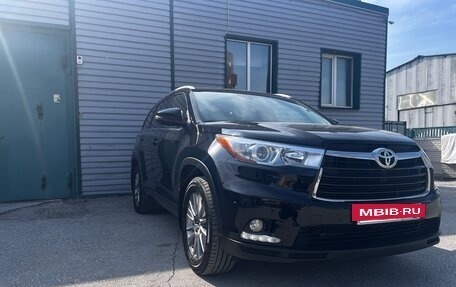Toyota Highlander III, 2015 год, 3 390 000 рублей, 18 фотография