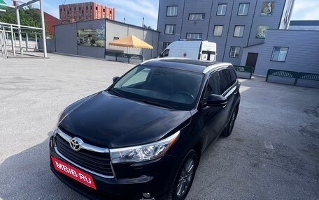Toyota Highlander III, 2015 год, 3 390 000 рублей, 30 фотография