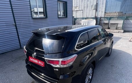 Toyota Highlander III, 2015 год, 3 390 000 рублей, 32 фотография