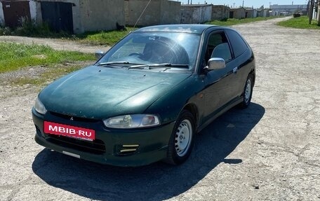Mitsubishi Mirage VI рестайлинг, 1997 год, 90 000 рублей, 3 фотография