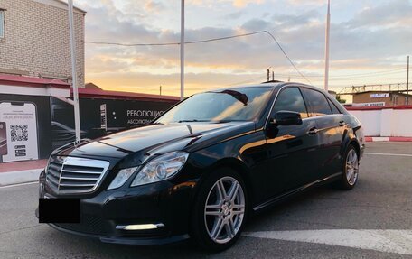 Mercedes-Benz E-Класс, 2013 год, 1 800 000 рублей, 2 фотография