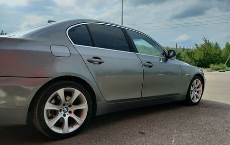 BMW 5 серия, 2004 год, 750 000 рублей, 7 фотография