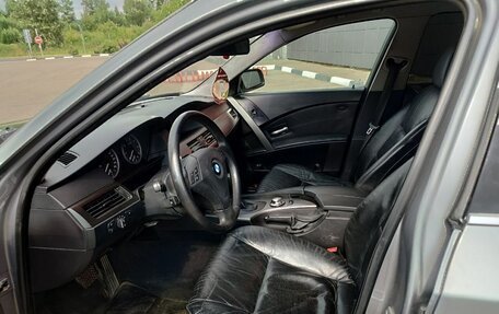 BMW 5 серия, 2004 год, 750 000 рублей, 12 фотография